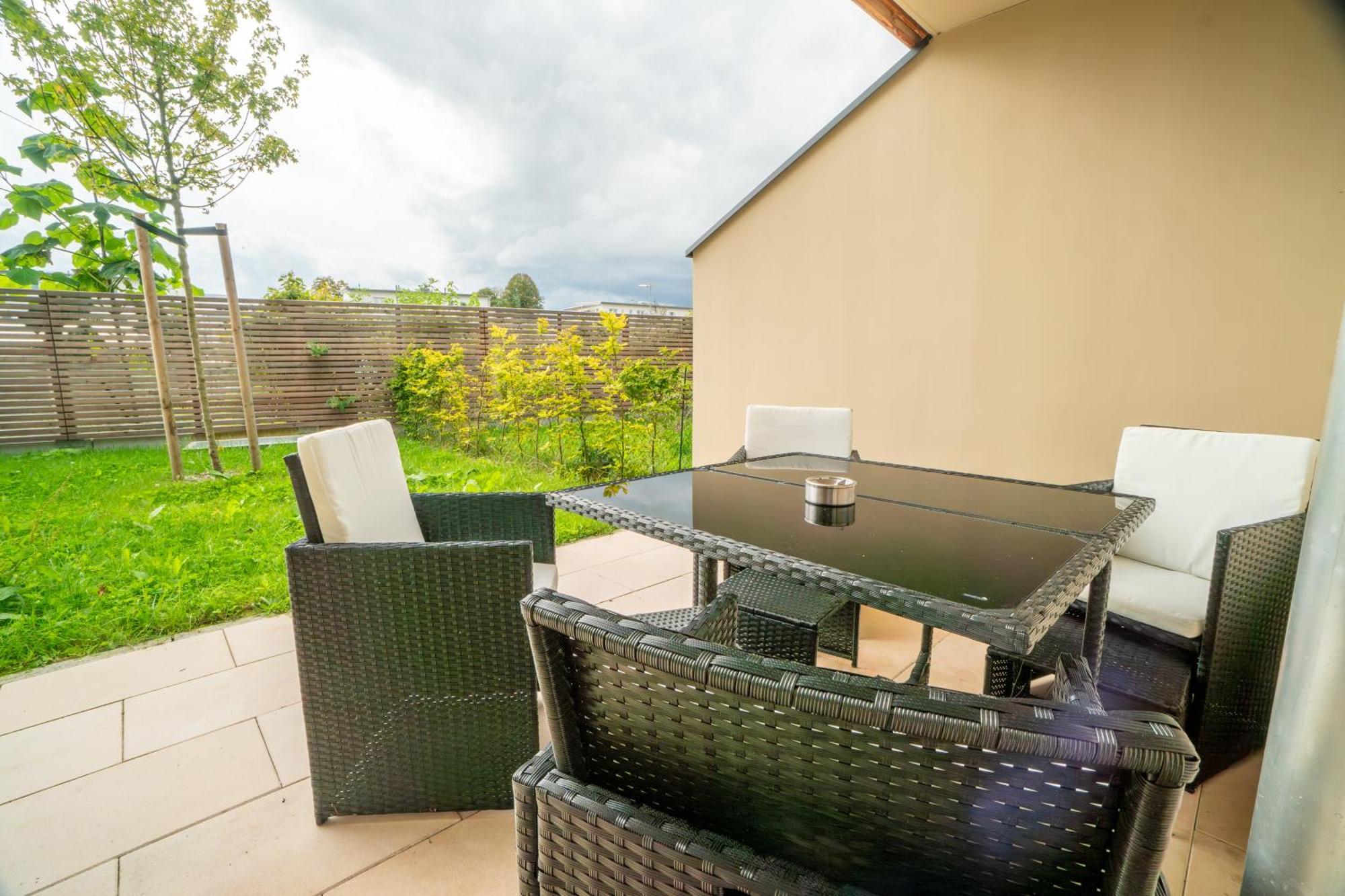 Die Gartenlounge In Bad Aibling Exterior foto